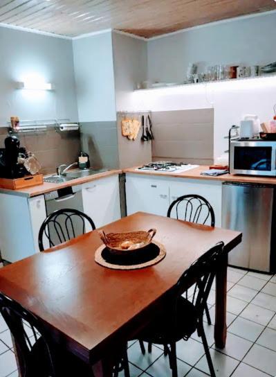 Maison De Village Appartement Rdc Avec Terrasse Gy Kültér fotó